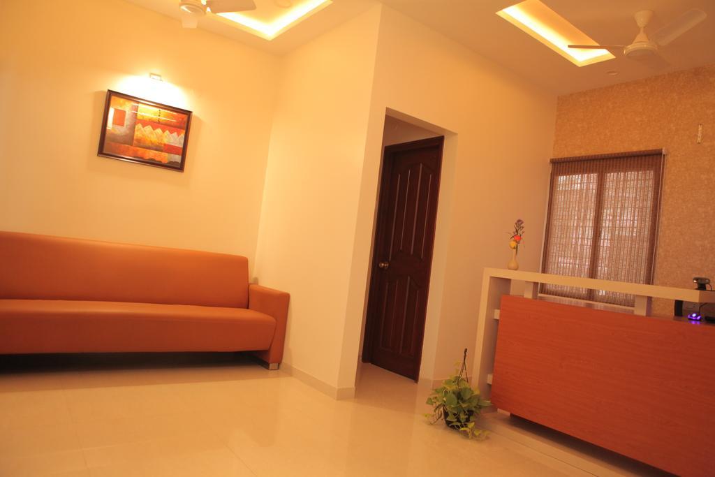 Hotel Our Nest Hyderabad Exterior foto