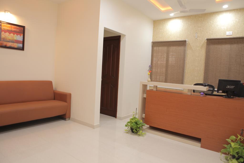 Hotel Our Nest Hyderabad Exterior foto