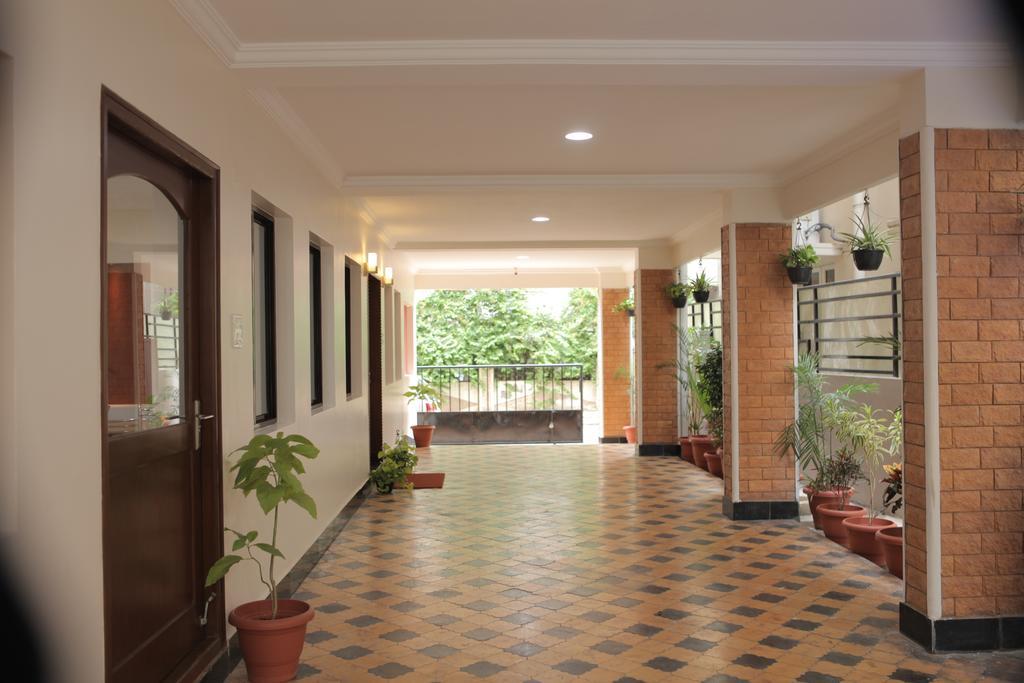 Hotel Our Nest Hyderabad Exterior foto