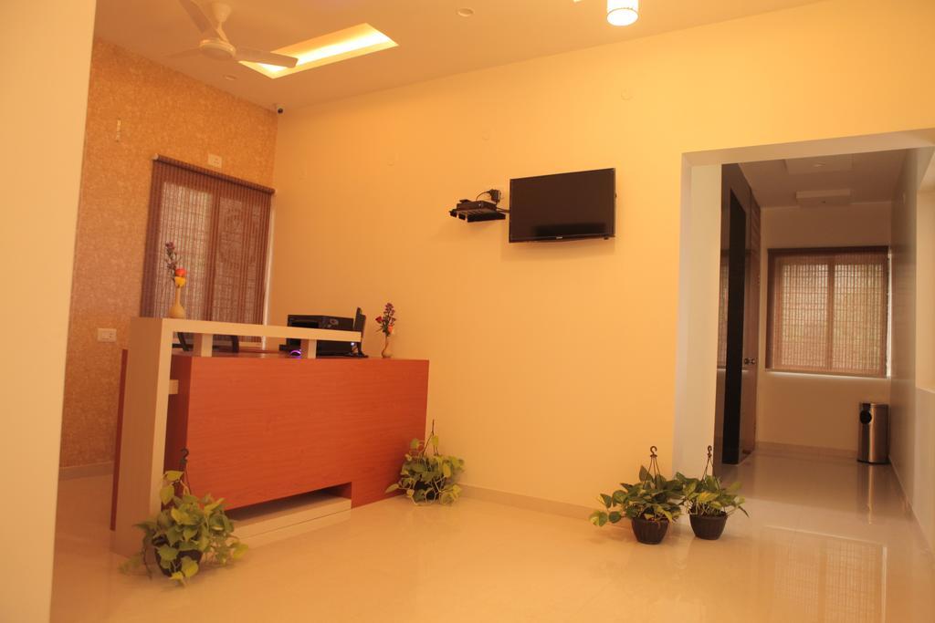 Hotel Our Nest Hyderabad Exterior foto
